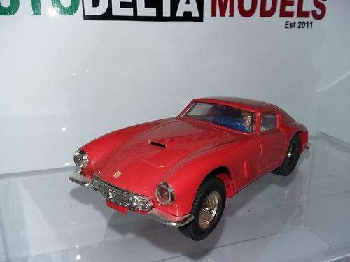 FERRARI 250 SWB - SCALEXTRIC